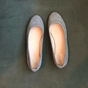 Dr Scholl’s perforated grey flats size 8.5 nwot